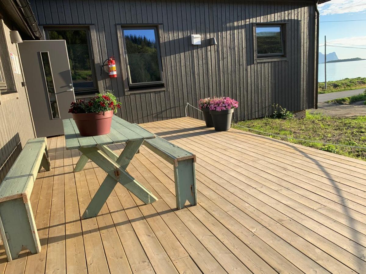 Bedehuset Basecamp Senja 호텔 Skaland 외부 사진